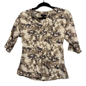 Banana Republic Camo Floral 3/4 Sleeve Blouse Size XS Petite